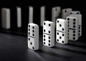 Awal Munculnya Diperdebatkan Keseruan Permainan Domino Tak Berujung
